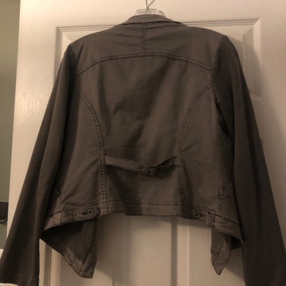 Small Gray Jacket - Picture 2 of 2
